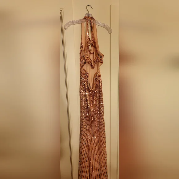 Mac Duggal Rose Gold Sequin Embellished Cut Out Back Formal Gown